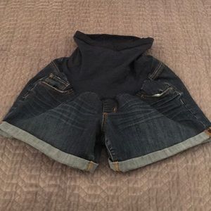 LED Luxe Essentials Denim maternity shorts - L